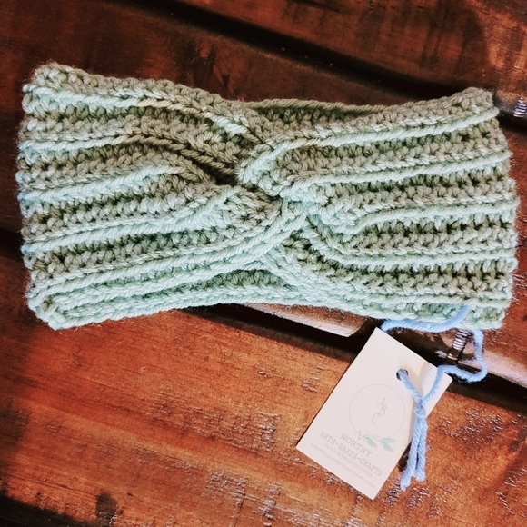 Accessories - Crochet headband earwarmer